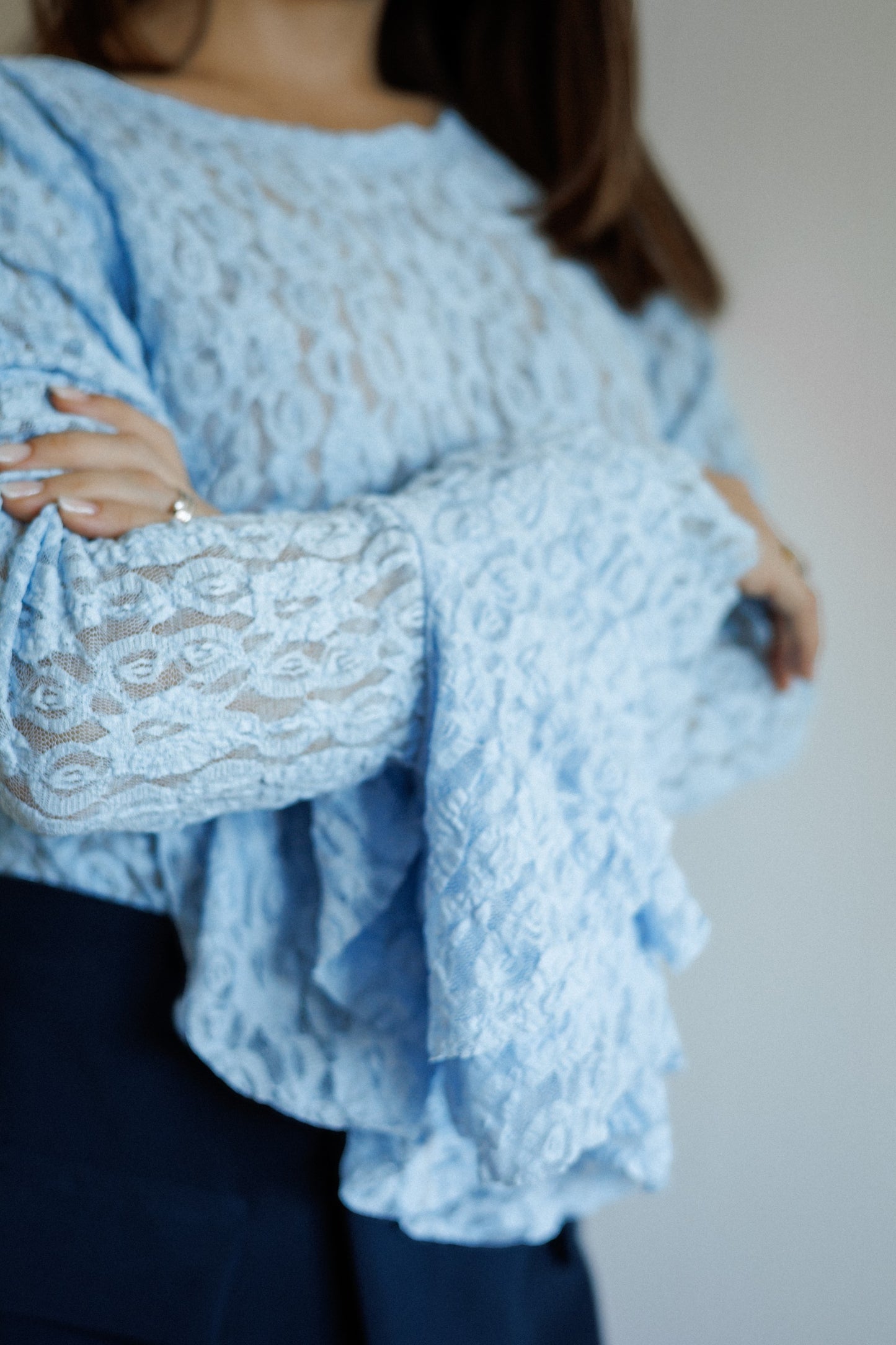 Maglia pizzo con volant