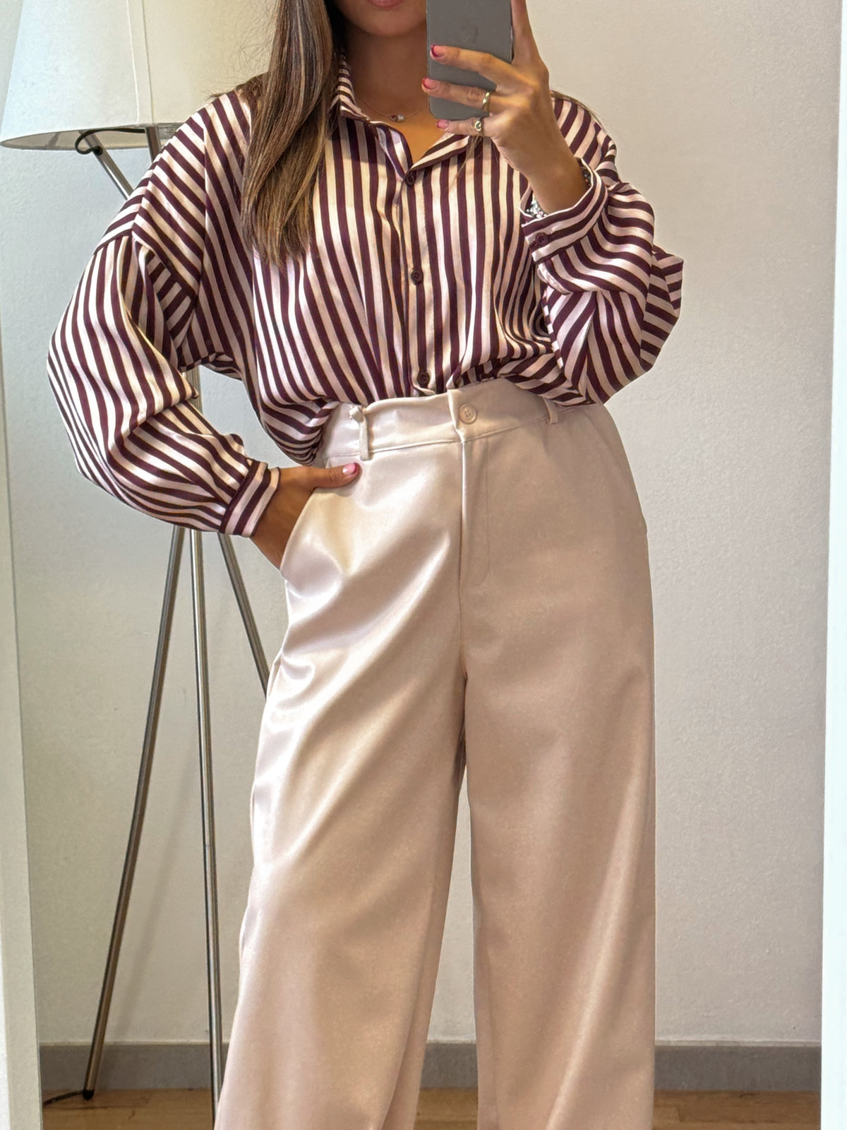 Pantalone “LEATHER STRAIGHT” beige