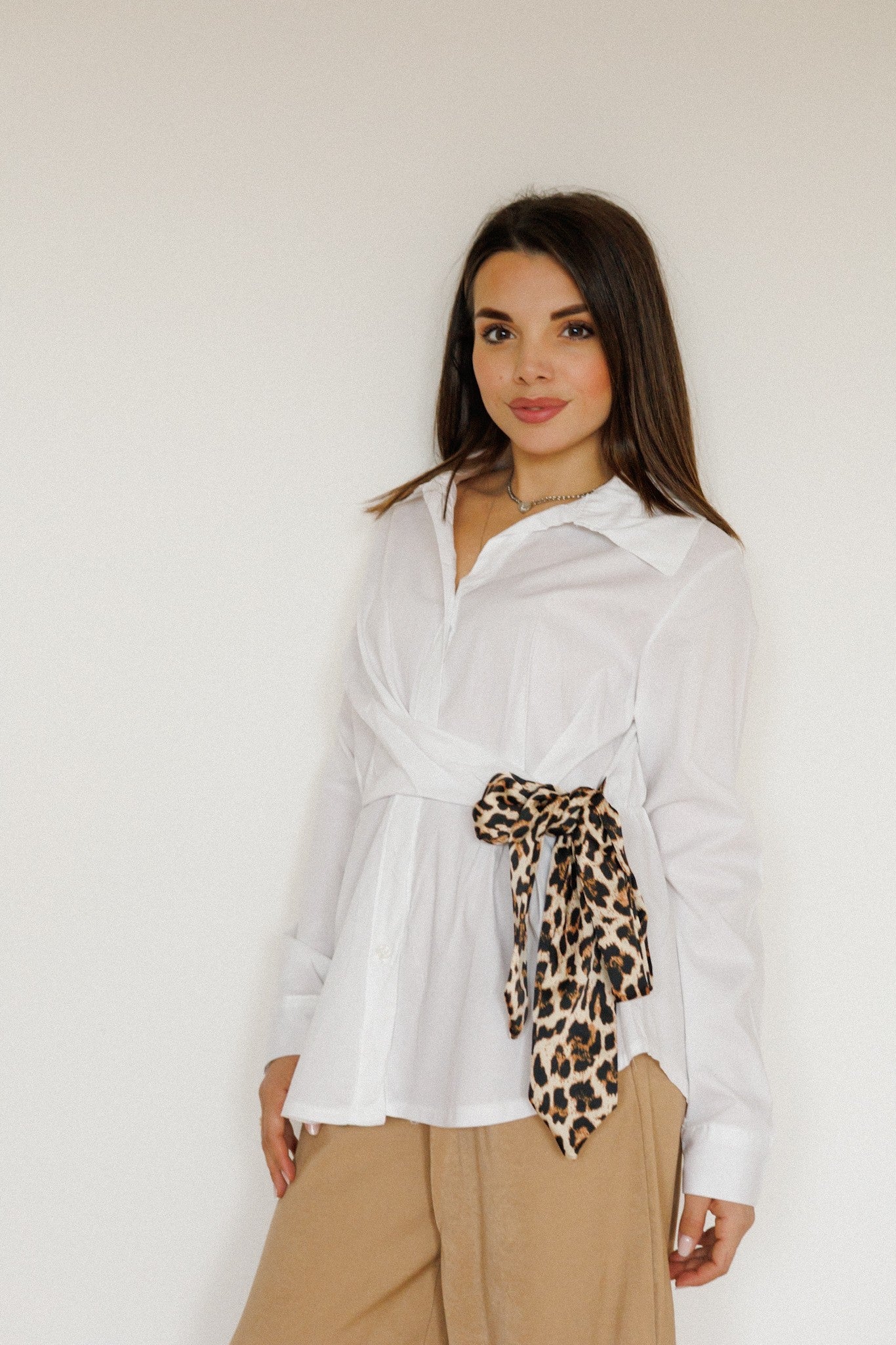 Camicia con dettaglio leopardato