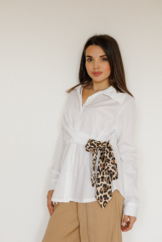 Camicia con dettaglio leopardato