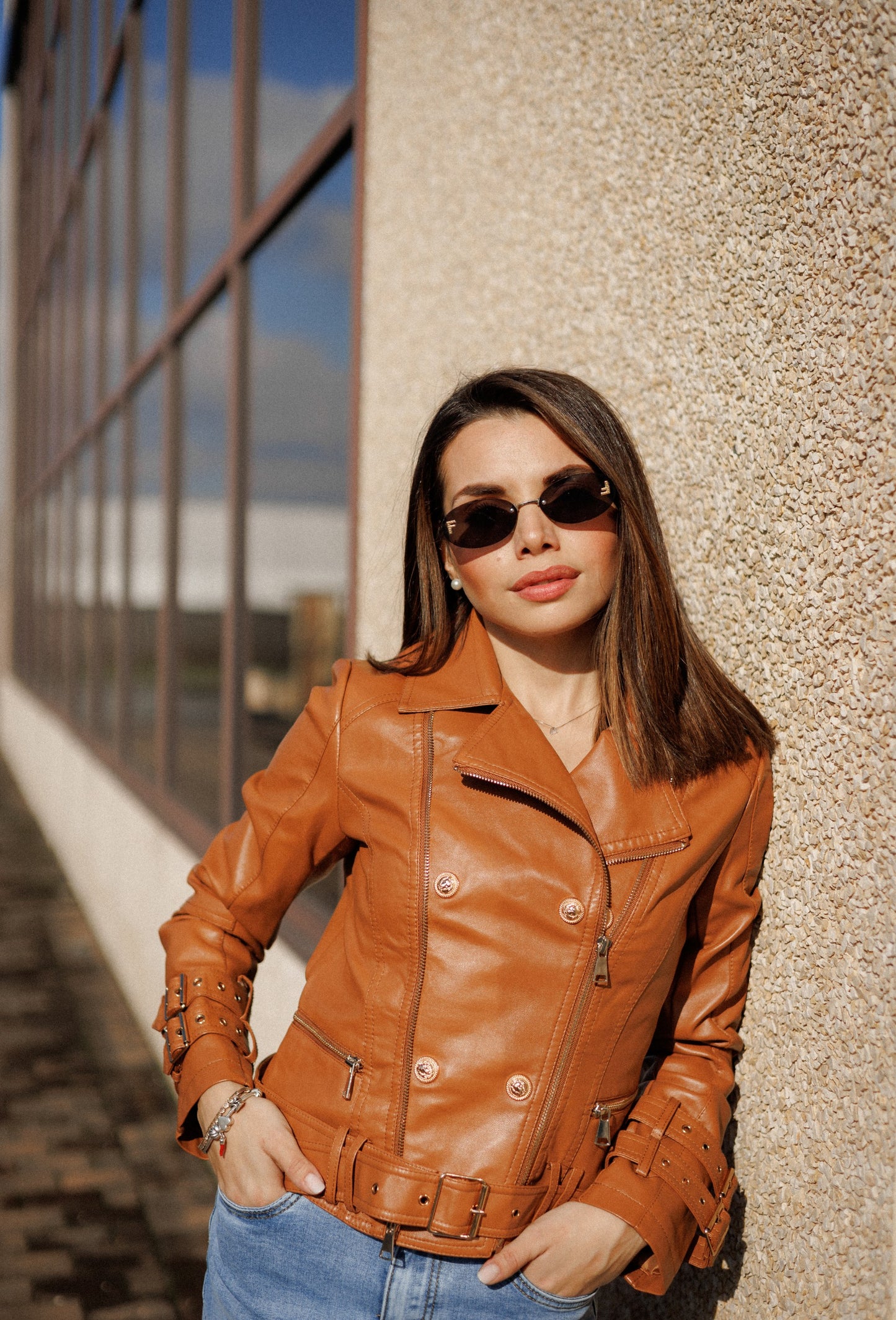 Giacca simil pelle con bottoni