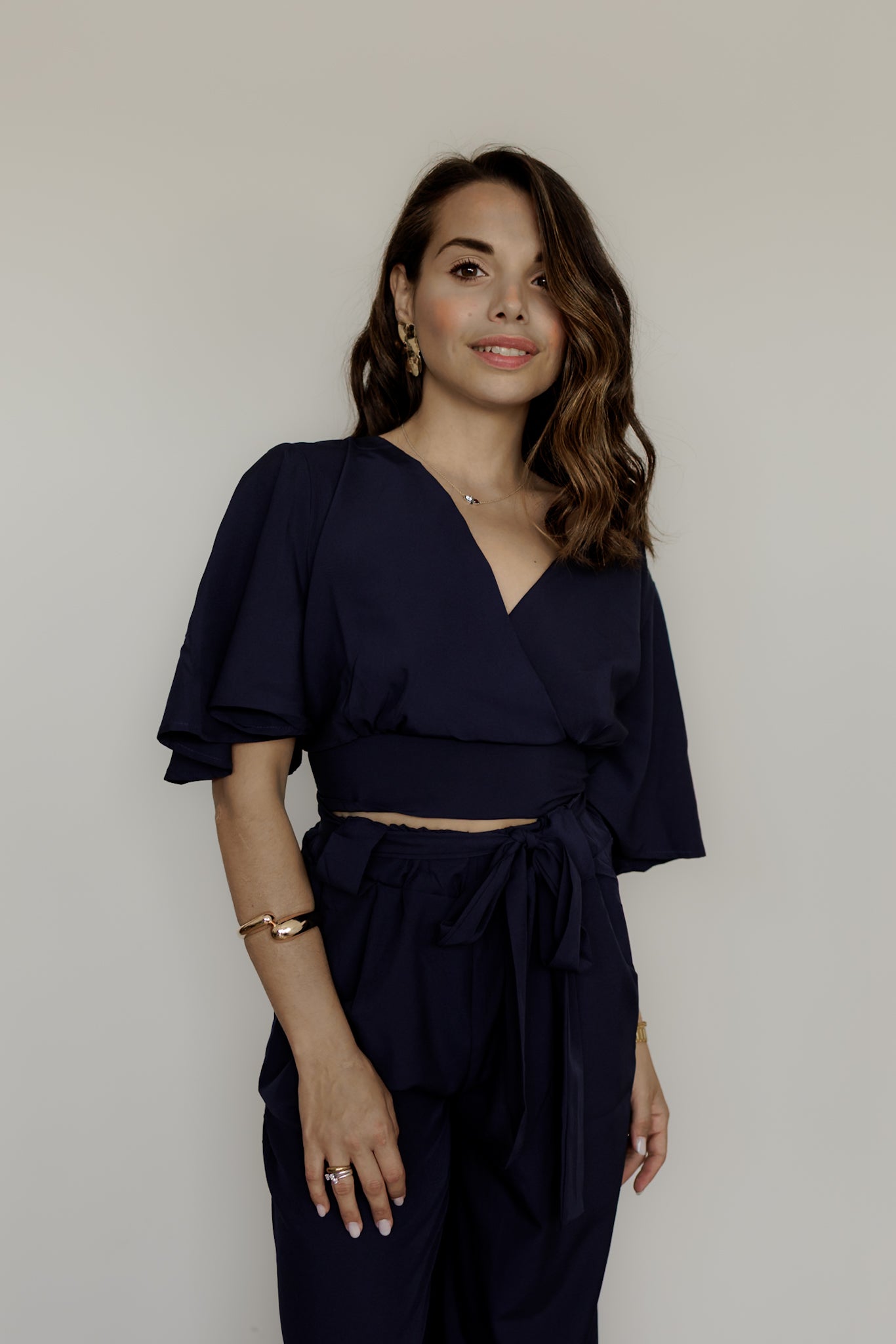Top e pantalone blu navy