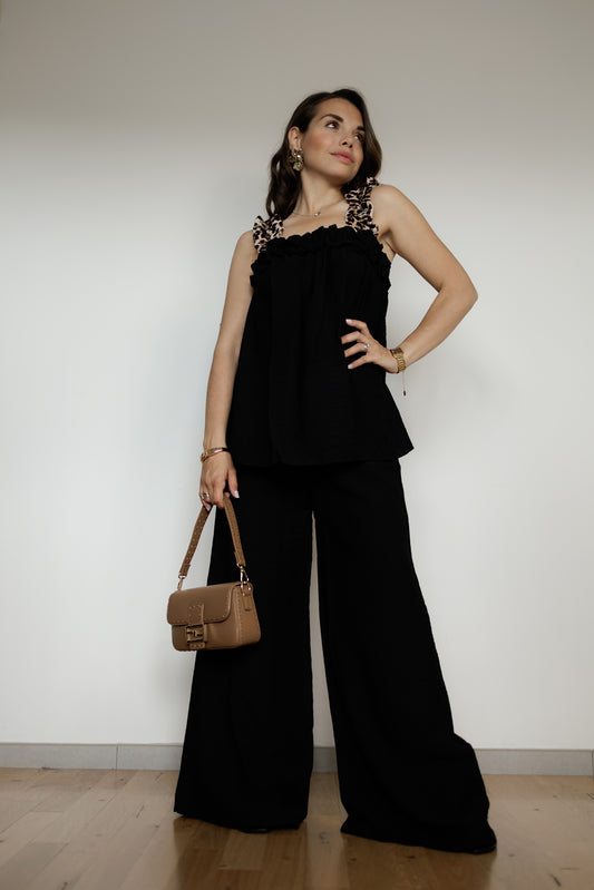 Coordinato con bretelle leopardate