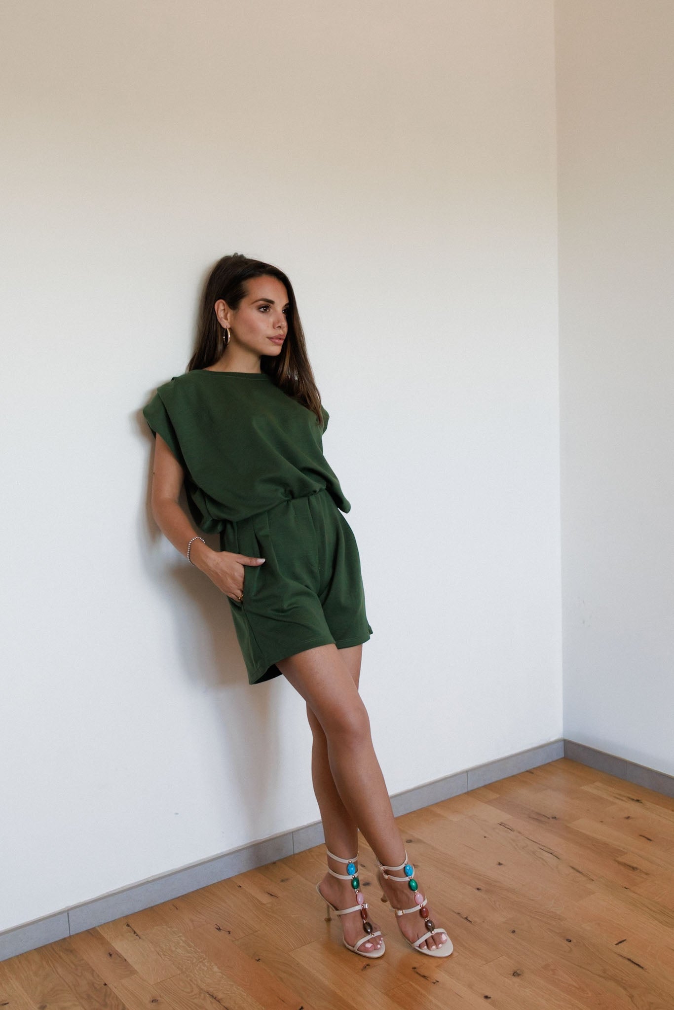 Completo blusa e pantaloncini verde