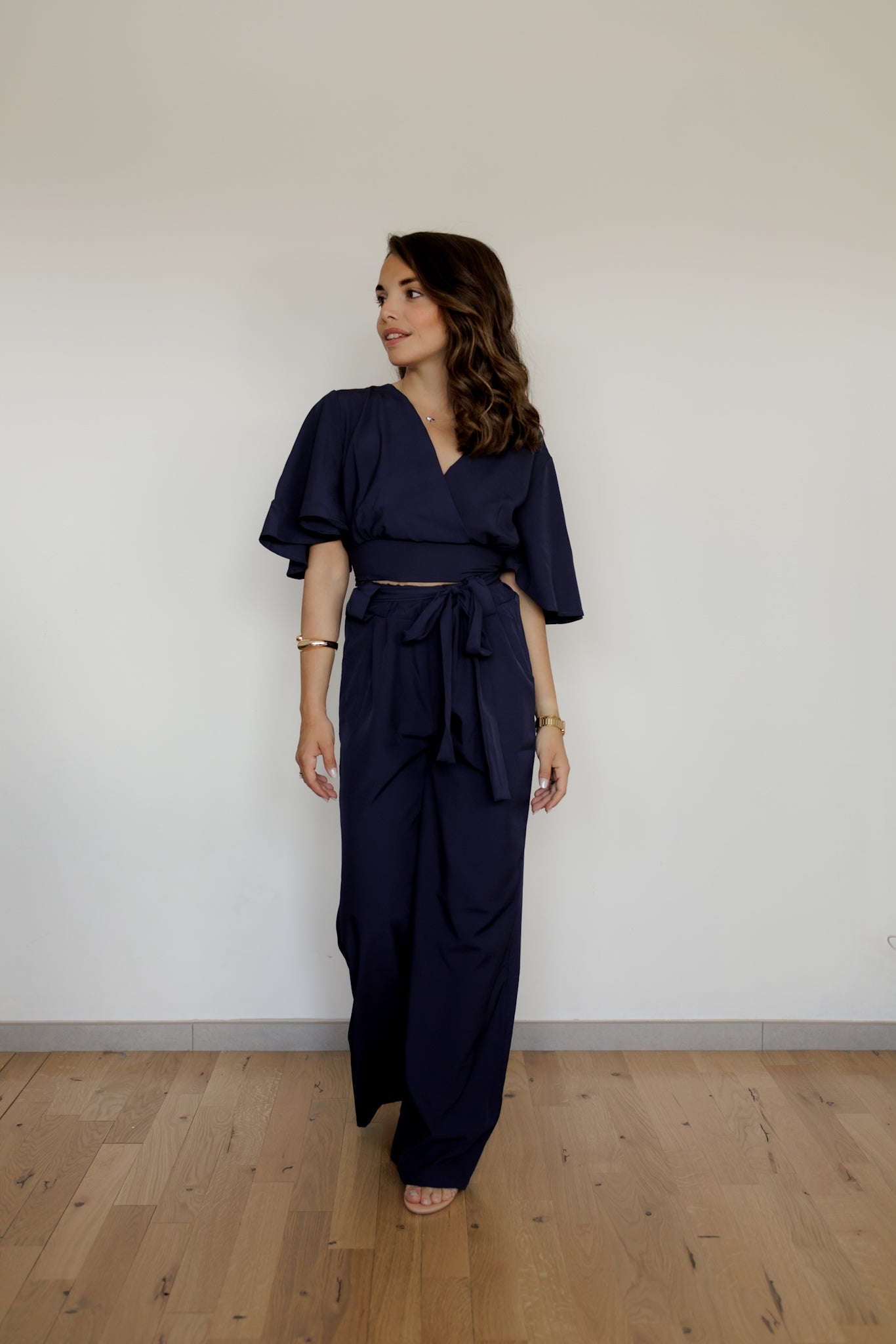 Top e pantalone blu navy