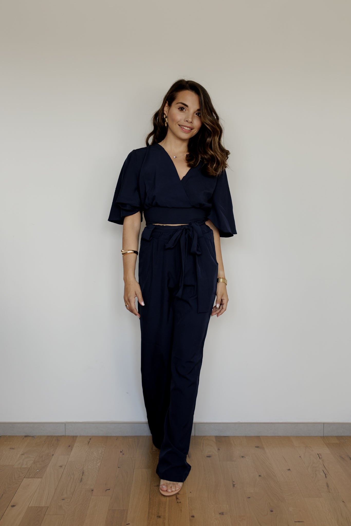 Top e pantalone blu navy