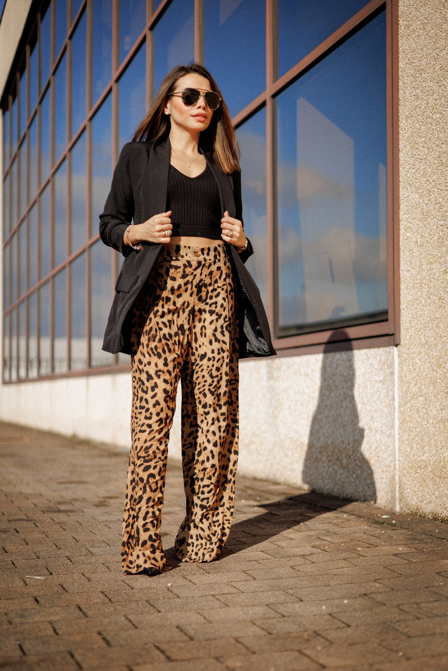 Pantaloni leopardati